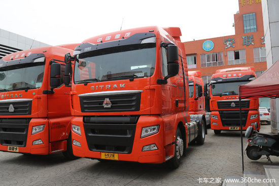 中国重汽汕德卡sitrakg7重卡480马力6x4amt自动挡牵引车国六zz4256v3