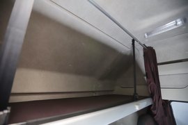 解放J6P 冷藏车驾驶室                                               图片