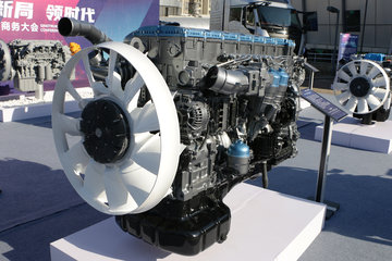 潍柴WP15H600E62A 600马力 15.3L 国六 柴油发动机
