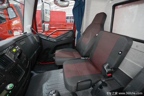 解放J6L载货车滁州市火热促销中 让利高达0.1万