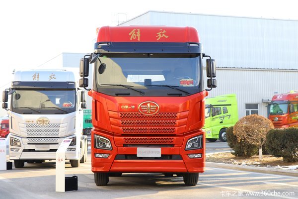 青岛解放 JH6重卡 四季版 550马力 6X4 AMT自动挡牵引车(液缓)(CA4250P33K25T1E5A80)