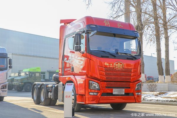 优惠 0.7万  包头解放JH6牵引车促销中