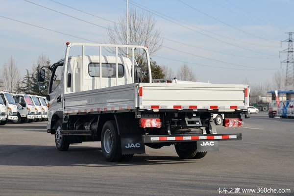 江淮 帅铃e中体 130马力 3.