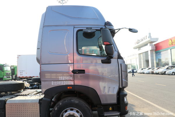 本店为您推荐 中国重汽 howo th7重卡 480马力牵引车