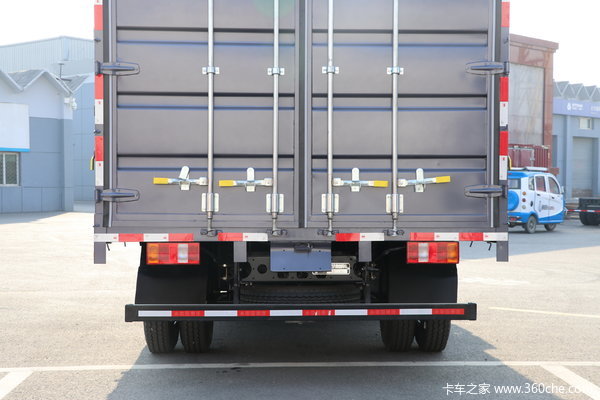 中国重汽豪沃轻卡大马力箱货蓝牌车重磅来袭,限时立减2000米！