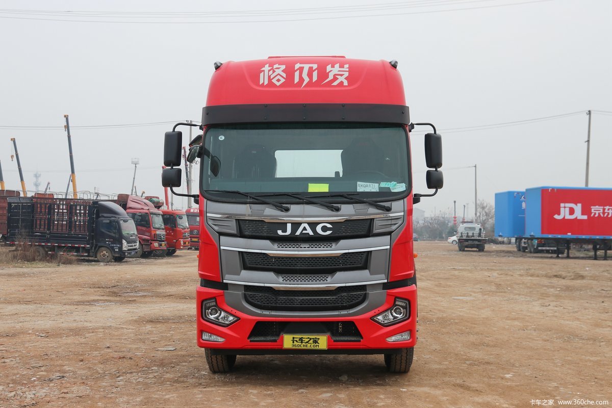 江淮 格尔发A5XⅢ重卡 350马力 8X2 8.6米厢式载货车(国六)