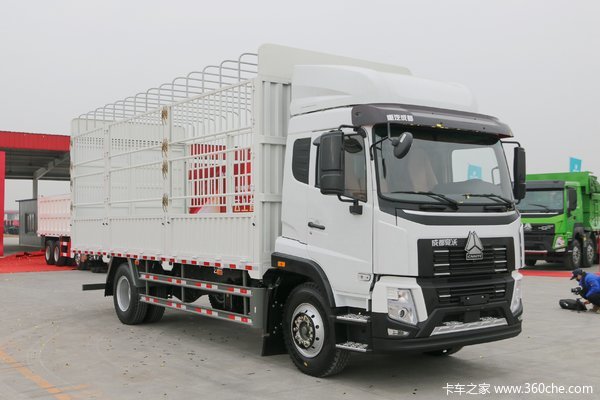 中国重汽成都商用车 豪沃V5-X 270马力 4X2 6.8米仓栅式载货车(ZZ5184CCYN5617F11)
