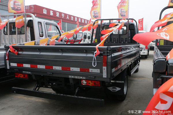 降价促销 南京时代领航S1柴油载货车仅售8.60万