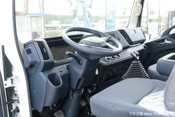 优惠0.3万 上海五十铃翼放EC载货车促销