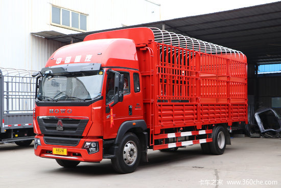 中国重汽HOWO G5X中卡 220马力 6.75米排半栏板载货车(国六)(速比4.33)(ZZ1187K521DF1)