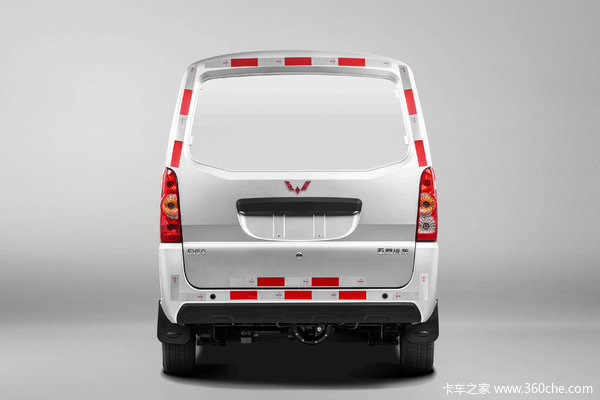 购五菱50ev电动封闭厢货享高达068万优惠开年促销进行中