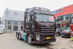 一汽解放 J6V重卡 经典版 560马力 6X4 危险品牵引车(液缓)(CA4250P66K25T1E6Z)