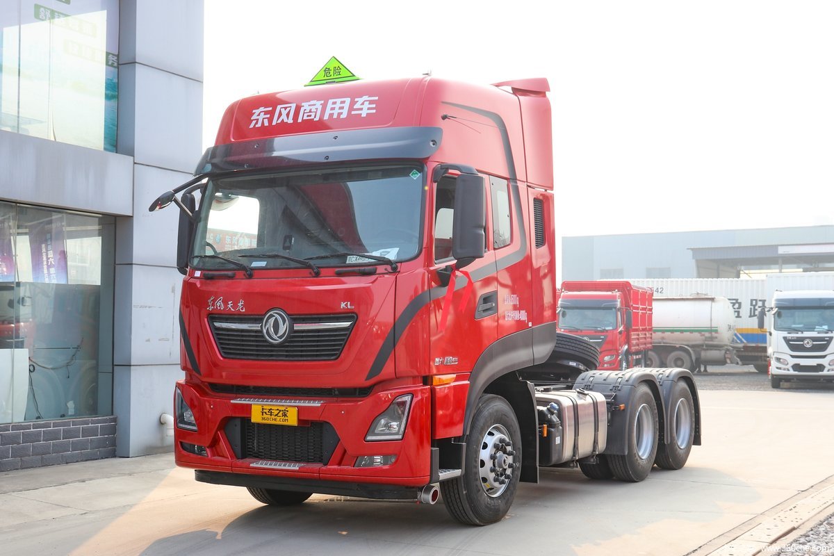 东风商用车 天龙KL重卡 430马力 6X4危险品牵引车(国六)(液缓)