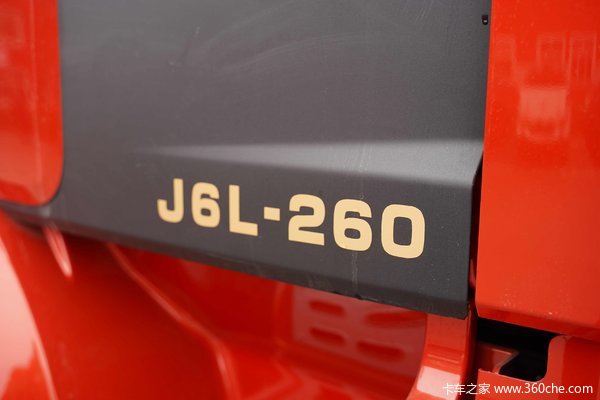 2023年新款J6L精英版260马力，店里有现车，欢迎进店看车。