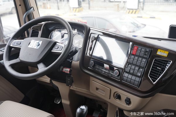 优惠2.8万 上海德隆解放JH6牵引车促销中