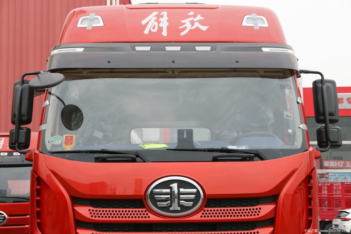 【图】一汽解放 J6V重卡 560马力 6X4牵引车(国六)(CA4250P66K25T1E6)_实拍图片_1380966_卡车之家