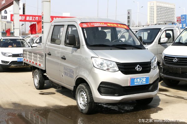 新豹T1载货车限时促销中 优惠0.3万