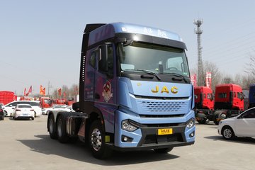 江淮 超越Q7重卡 470马力 6X4 AMT自动挡牵引车(国六)(HFC4254P1K7E33S)