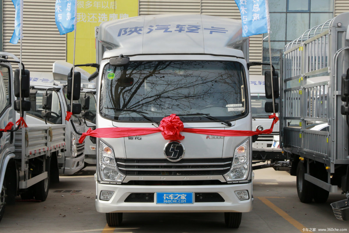 陕汽轻卡 德龙K3000 160马力 3.85米排半厢式载货车(国六)