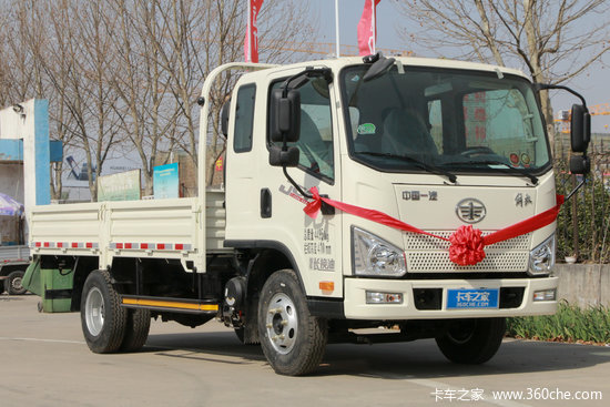 解放 j6f 130马力 3.82米排半栏板轻卡(ca1045p40k50l2e6a84)