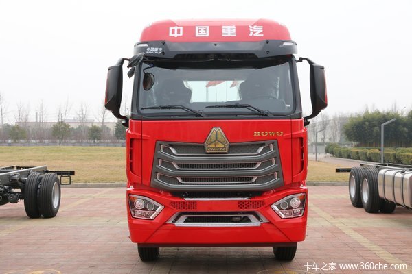 中国重汽 豪沃NX中卡 270马力 4X2 6.2米栏板载货车(潍柴)(10挡)(ZZ1167K511JF1B)