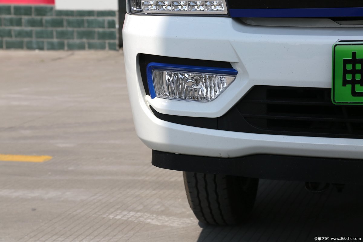 E200S 4 2T 3 53 DNC1047BEVK4 1389428 e200s-4-2t-3-53-dnc1047bevk4-1389428