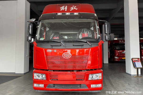 一汽解放 J6L中卡 尊享版 260马力 4X2 7.8米厢式载货车(国六)(CA5180XXYP62K1L5E6)