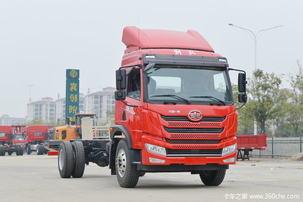 解放 麟VH 230马力 6.65米排半厢式载货车(国六)(CA5180XXYPK42L7E6A85)