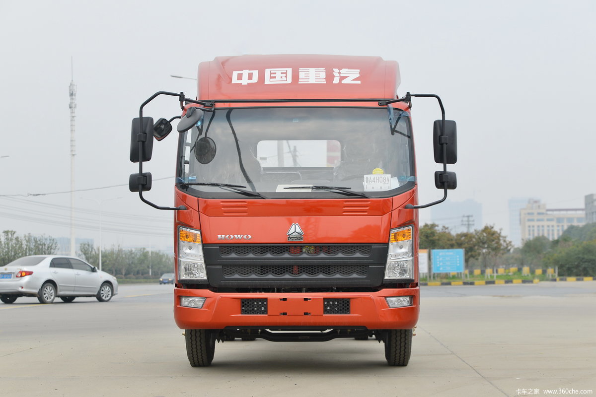 中国重汽HOWO 追梦 120马力 4.15米单排厢式轻卡(万里扬6档)(国六)