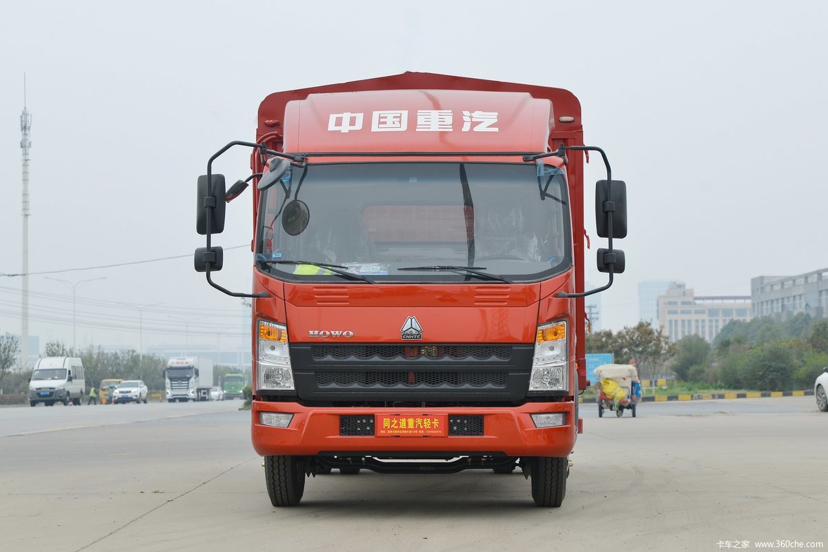 中国重汽HOWO 追梦 160马力 3.85米排半仓栅式轻卡(国六)