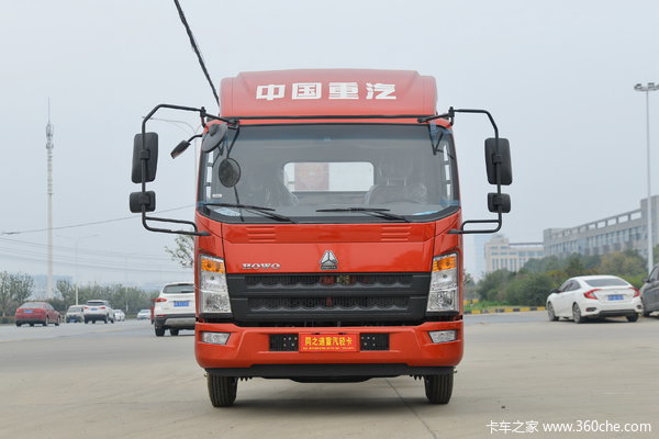 中国重汽HOWO 追梦 140马力 3.85米排半厢式轻卡(万里扬5档)(国六)(ZZ5047XXYC3314F145)