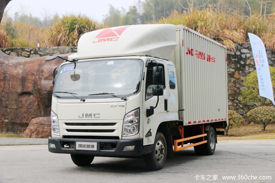 68米排半厢式轻卡(国六)(气刹)(jx5045xxytg26)