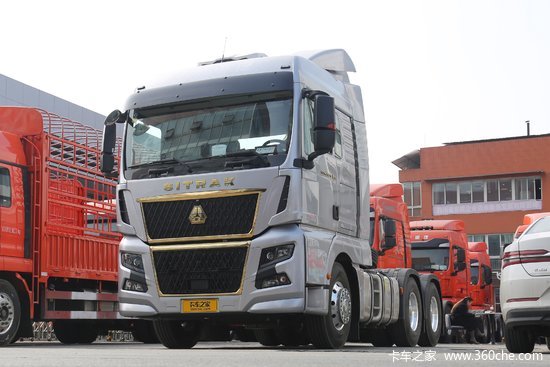 中国重汽汕德卡sitrakc9h重卡570马力6x4amt自动挡牵引车国六带液缓zz