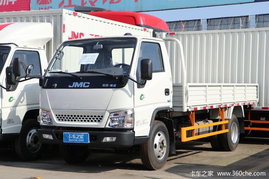 江铃顺威窄体127马力422米单排栏板轻卡国六液刹速比6142jx1041tgd26