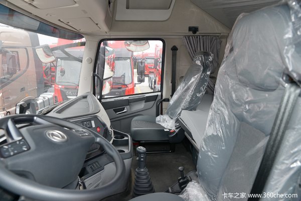 优惠2万 上海东风天龙旗舰KX牵引车促销