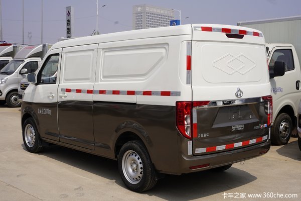 跨越星V5EV电动封闭厢货重庆市火热促销中 让利高达4万
