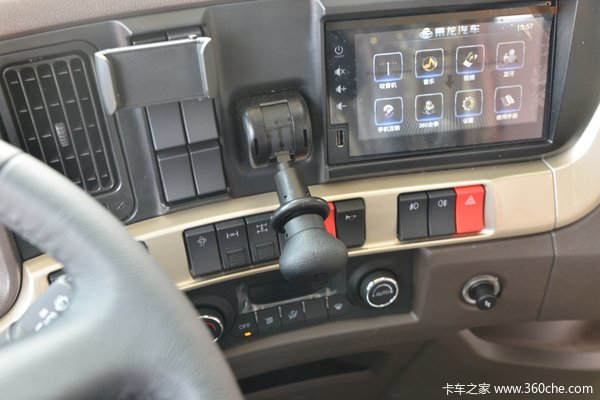  乘龙智享版510马力 6X4AMT自动挡牵引车直降5000元！