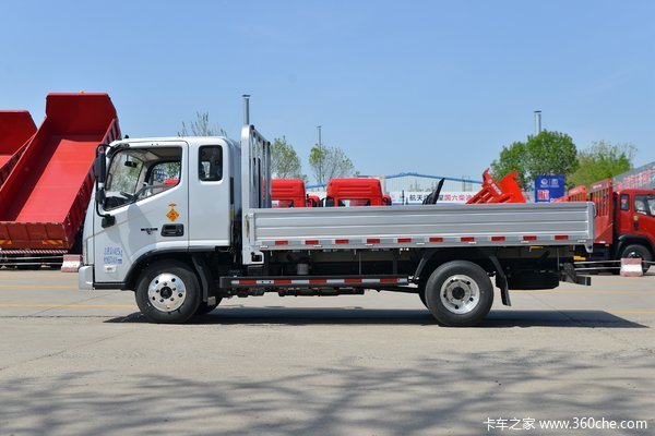 福田欧马可s1系智盈版131马力383米排半栏板轻卡