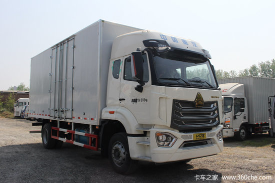 中国重汽 豪沃nx中卡 270马力 4x2 8.