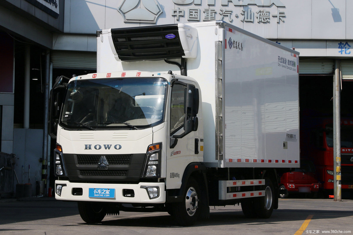 中国重汽HOWO 统帅 160马力 4X2 4米冷藏车(国六)(绿叶牌)(速比4.333)