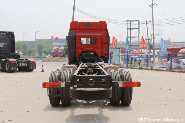 上海沪淮为您推荐一汽解放J6P460马力8×4 9.6米重卡