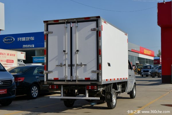 优惠0.4万 成都市新豹T3冷藏车系列超值促销