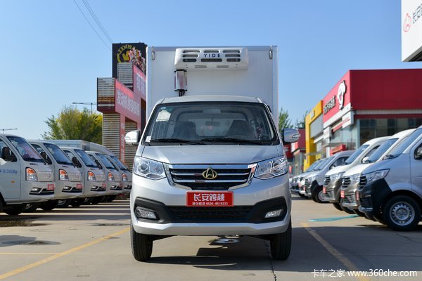 优惠0.4万 成都市新豹T3冷藏车系列超值促销