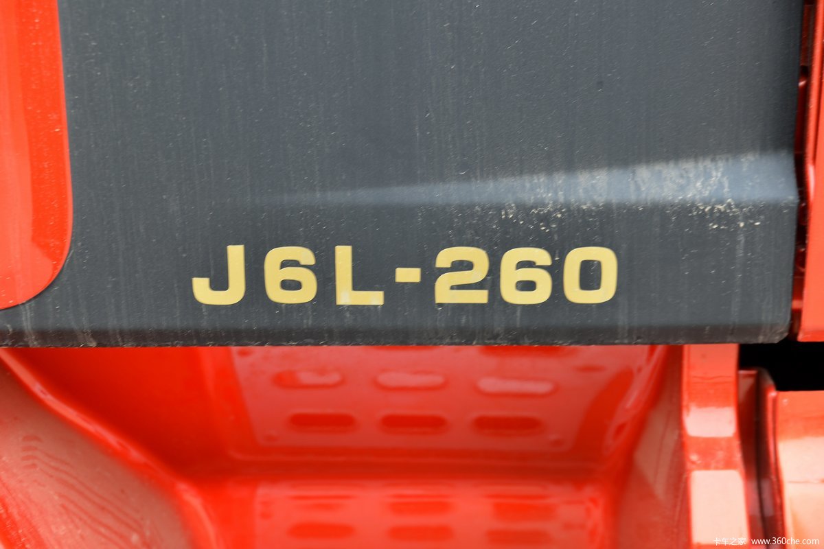һ J6Lп  ͨ 260 4X2 6.75AMTԶդʽػ()(CA5170CCYP62K1L4A2E6)                                                