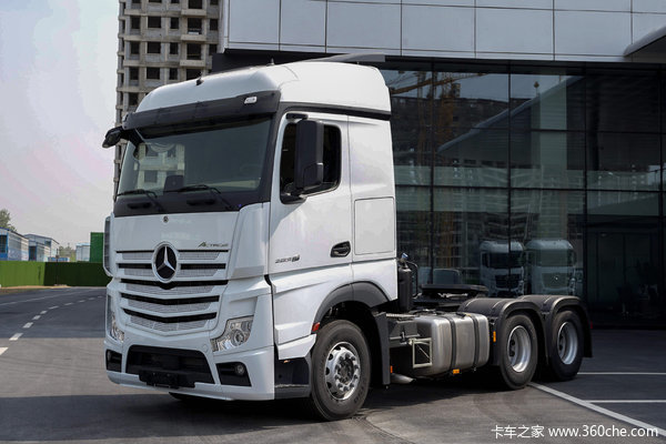 奔驰 新actros重卡 510马力 6x4牵引车(型号2651 ls)(国六)