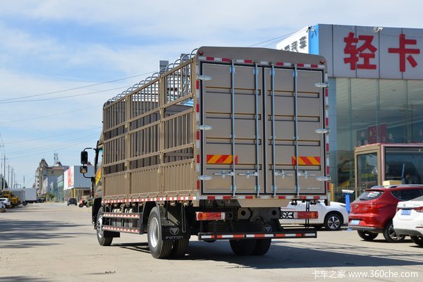 奥铃大黄蜂在载货车进行优惠促销活动，优惠高达2万元