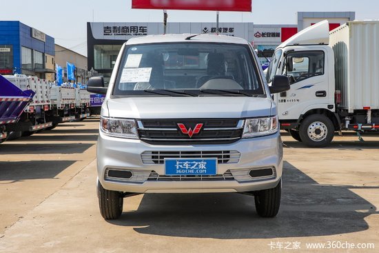 五菱 荣光新卡 加长版 基本型 1.8l 125马力 汽油 2.