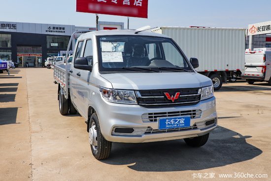 五菱 荣光小卡 1.5l 102马力 汽油 2.