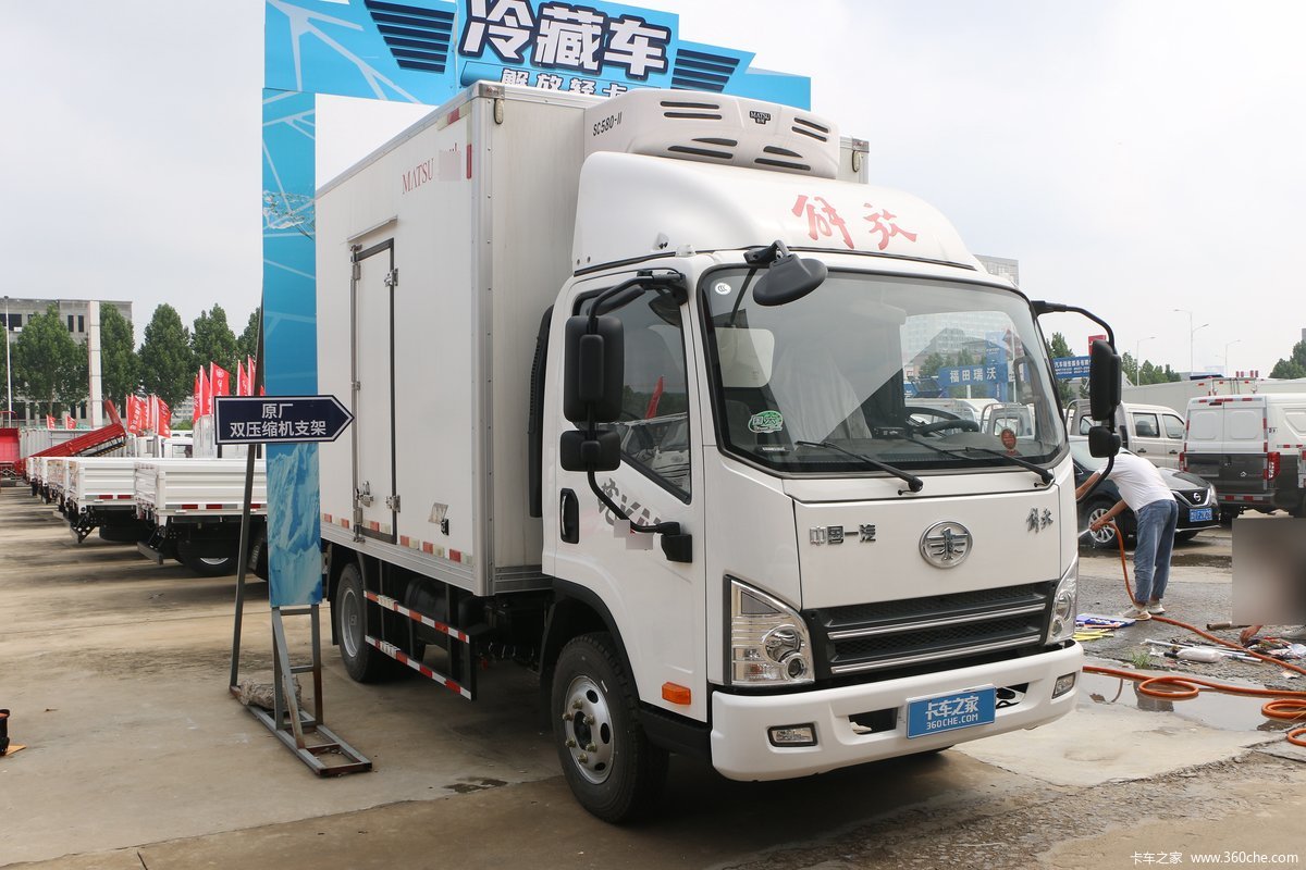 解放 虎VN 120马力 4X2 4.13米冷藏车(国六)