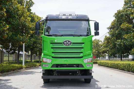 一汽解放 j6l重卡 320马力 8x4 6.2米自卸车(国六)(速比5.